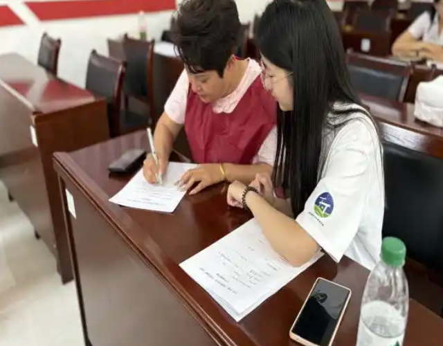 青年学生走进千村考虑实际问题安排师生走进村庄家庭和学校